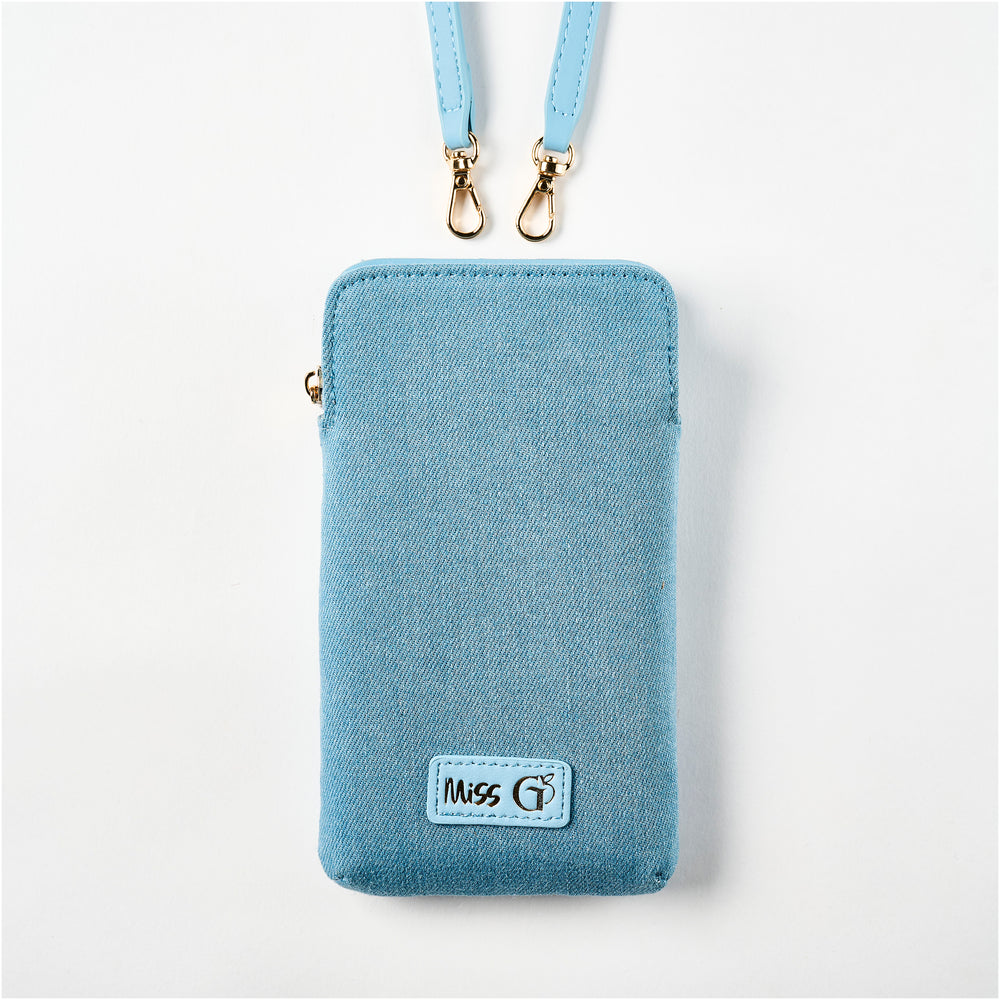 Multi-compatible pouch bag for smartphone